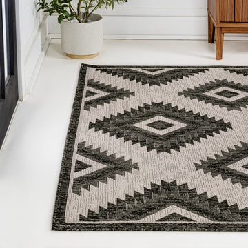 Lior Geometric Moroccan Diamond Area Rug